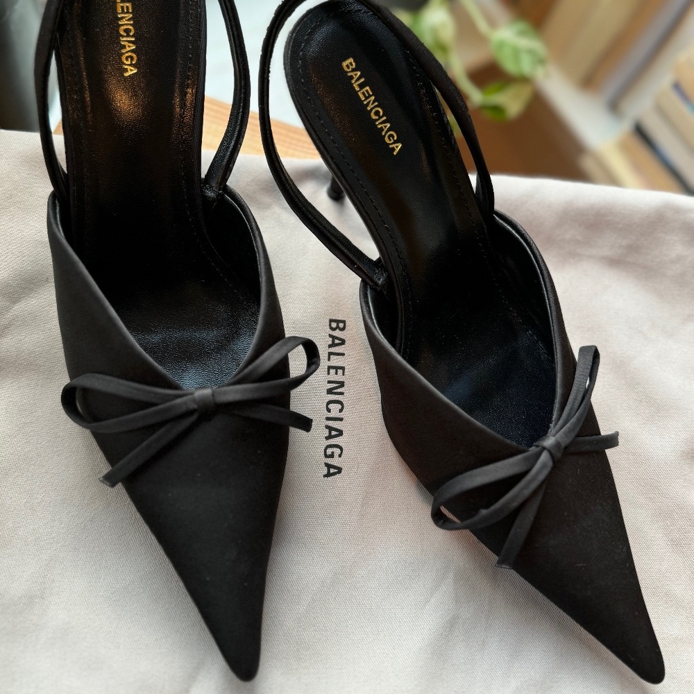 Balenciaga -  Knife Bow Slingback noir pumps, Women’s size 38